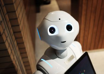 How is automation influencing global mobility in the post-covid-19 era?