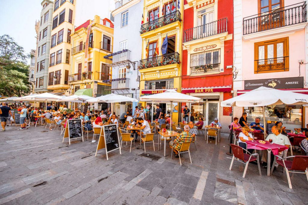 Spain is set to publish its intentions for a digital nomad visa in the coming months. “The digital nomad visa will attract and retain international and national talents by helping remote workers and digital nomads set up in Spain,” the Ministry of Economy has said.